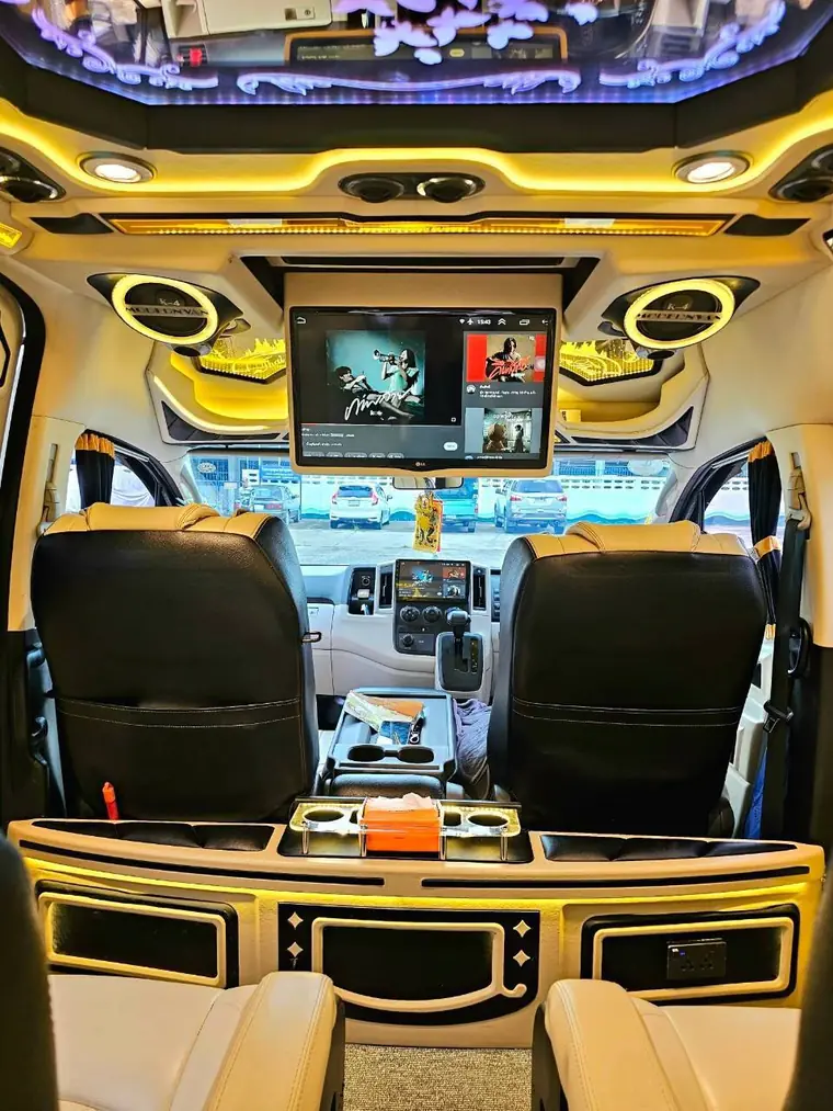 Entertainment system and ambient lighting in a OneDD Tour VIP van