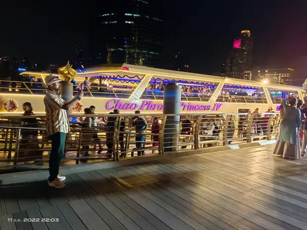 Dinner cruise on the Chao Phraya River — a trip with OneDD Tour
