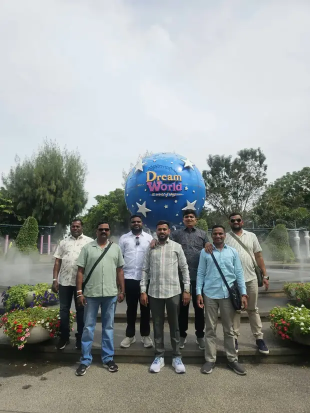 A group tour in Bangkok — a trip with OneDD Tour