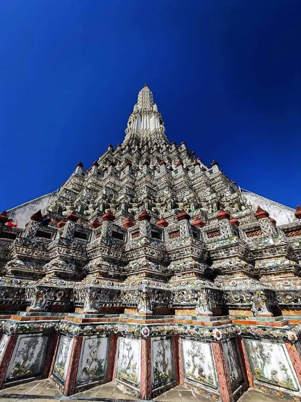 The central prang of Wat Arun — a trip with OneDD Tour